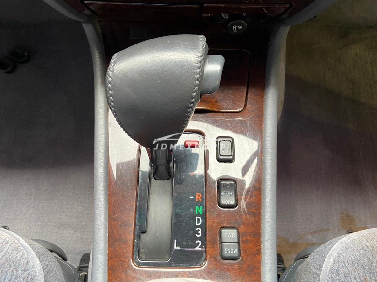 Toyota Crown Majesta 1998 thumbnail 16