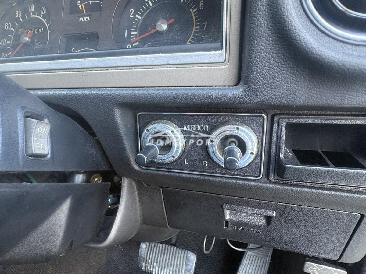 Toyota Mark II Wagon 1979 thumbnail 23