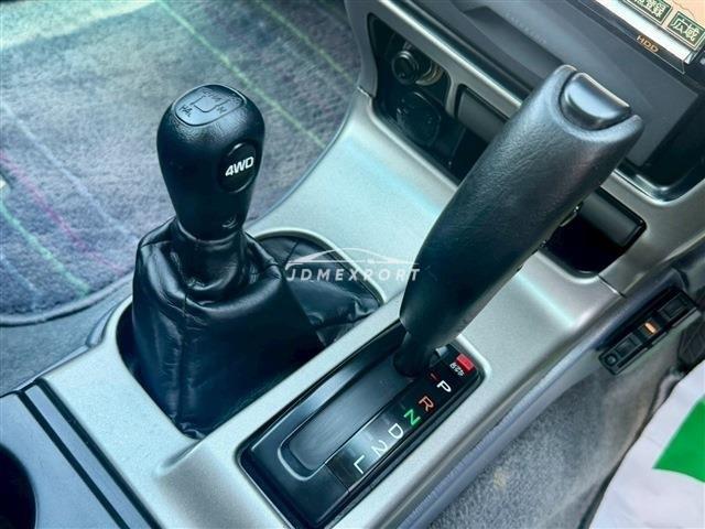Toyota Hilux Surf 1999 thumbnail 13