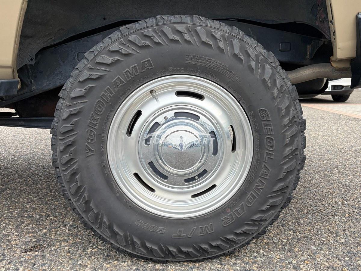 Toyota Land Cruiser Prado 1993 thumbnail 12