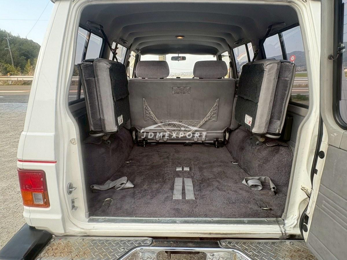 Mitsubishi Pajero 1987 thumbnail 42