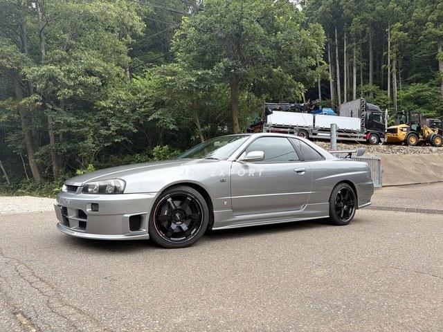 Nissan Skyline 2001 thumbnail 3