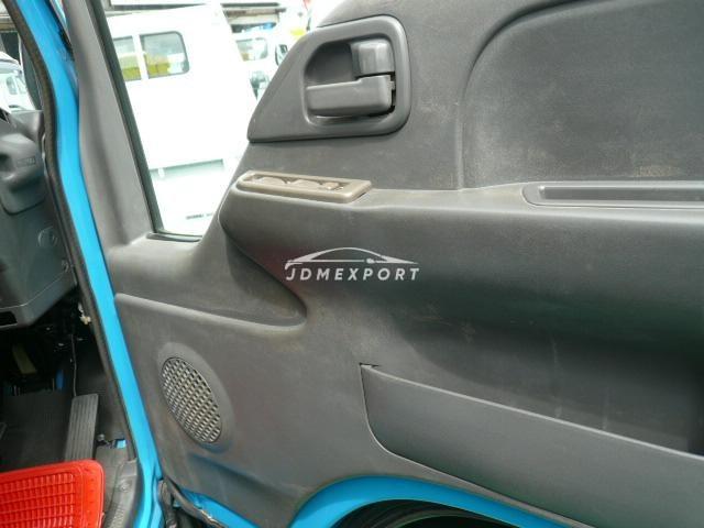 Isuzu Elf Truck 1999 thumbnail 11