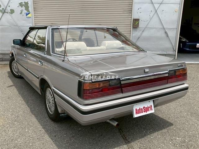 Nissan Gloria Van 1985 thumbnail 7