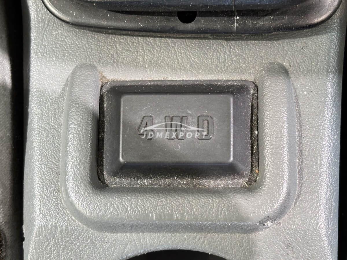 Mitsubishi Town Box 2000 thumbnail 15