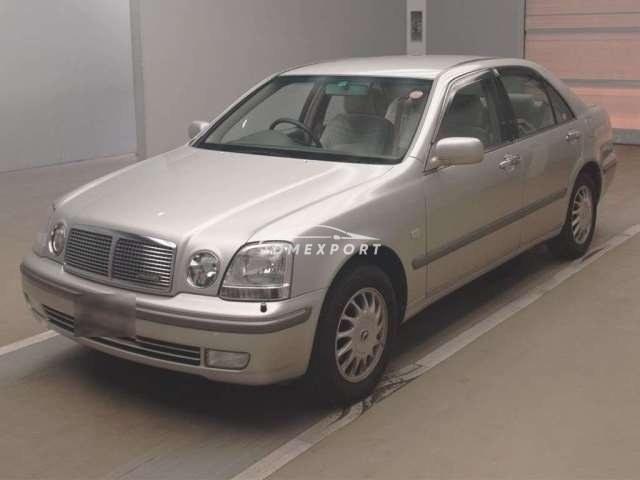 Toyota Progres 2001