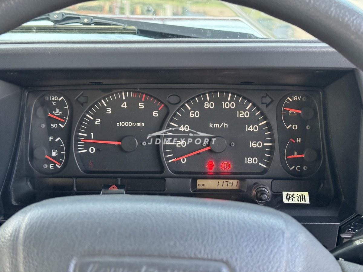 Toyota Land Cruiser 2001 thumbnail 46