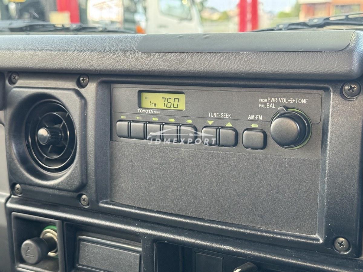 Toyota Land Cruiser 2001 thumbnail 53