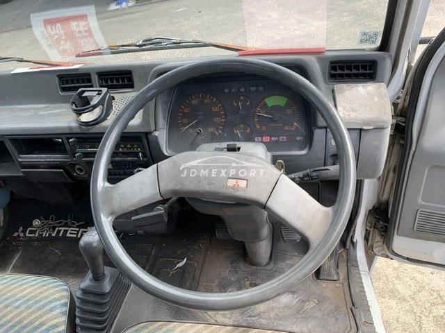 Mitsubishi Fuso Canter 1990 thumbnail 8