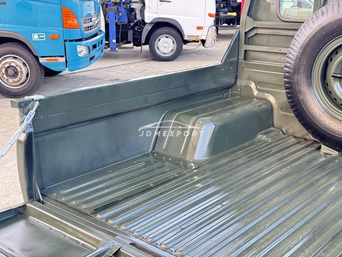 Toyota Land Cruiser 2001 thumbnail 21