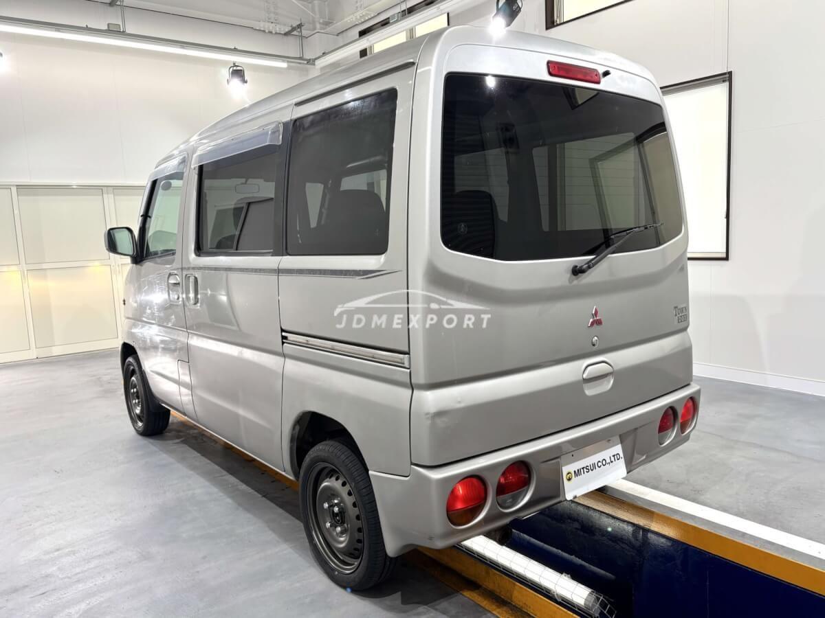 Mitsubishi Town Box 2000 thumbnail 5