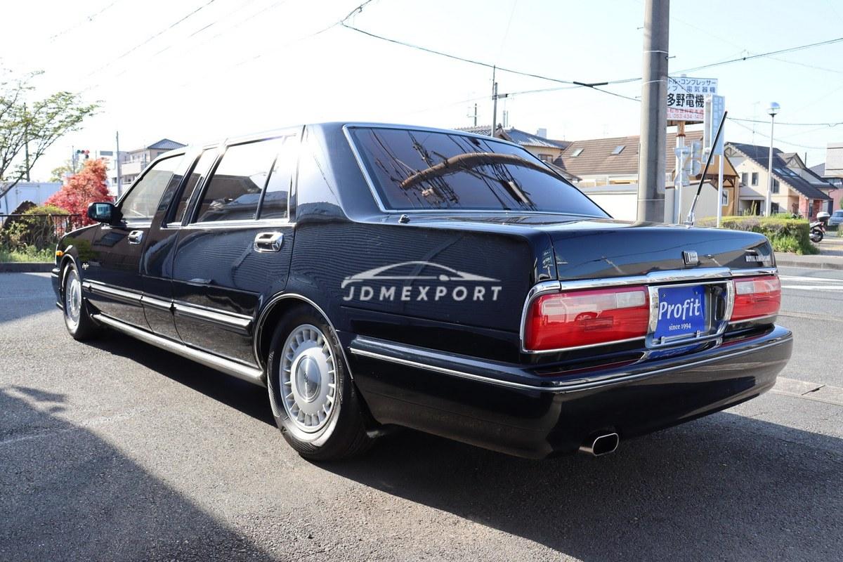 Nissan Cedric Sedan 1988 thumbnail 4