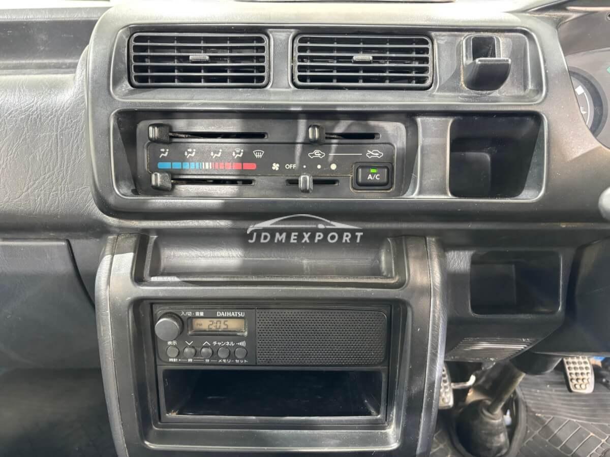 Daihatsu Hijet Truck 2000 thumbnail 11