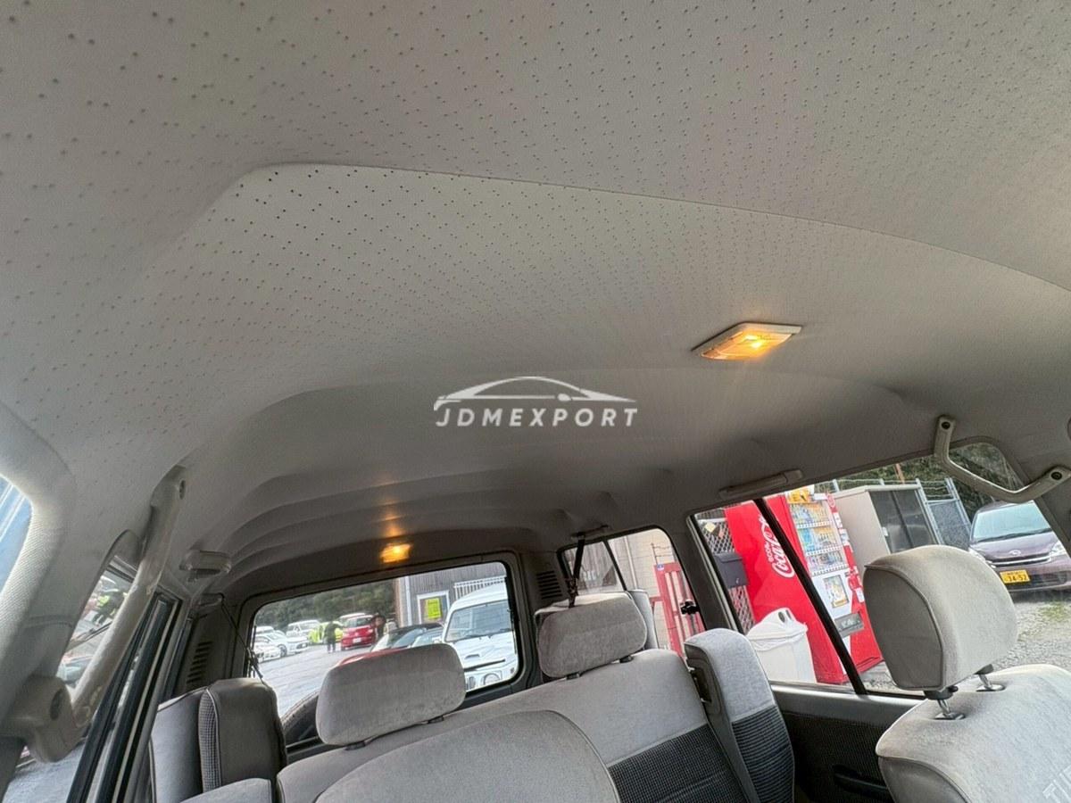 Mitsubishi Pajero 1987 thumbnail 46