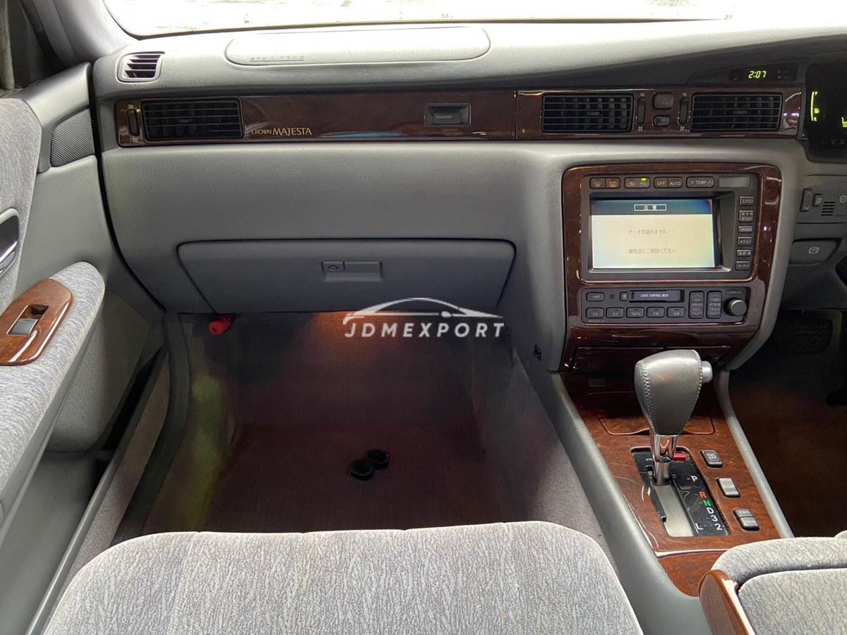 Toyota Crown Majesta 1998 thumbnail 12