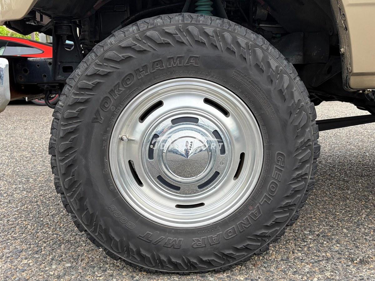 Toyota Land Cruiser Prado 1993 thumbnail 11