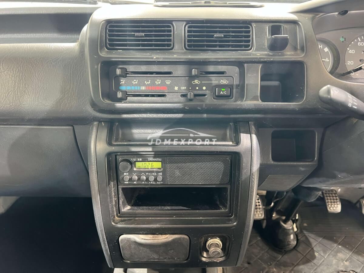 Daihatsu Hijet Truck 2000 thumbnail 13