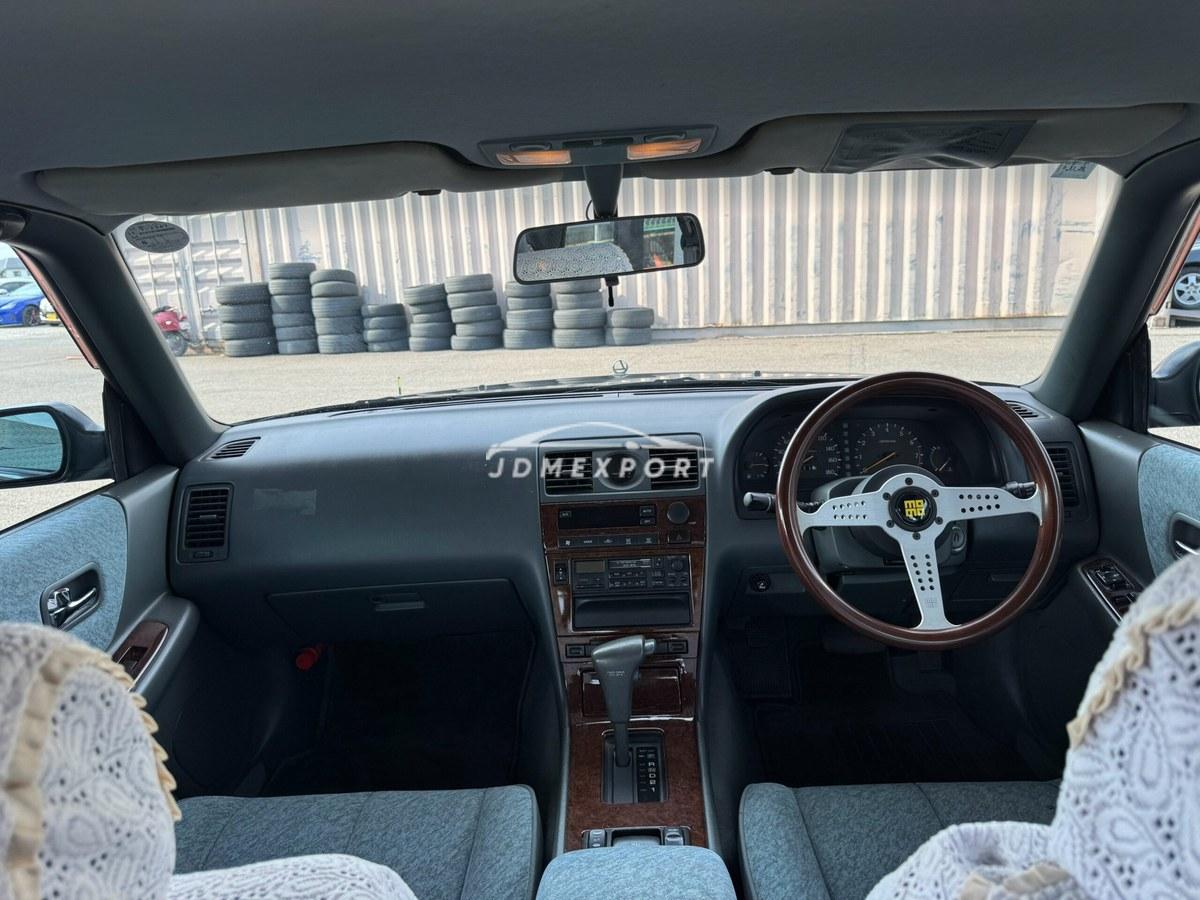Nissan Laurel 1994 thumbnail 3