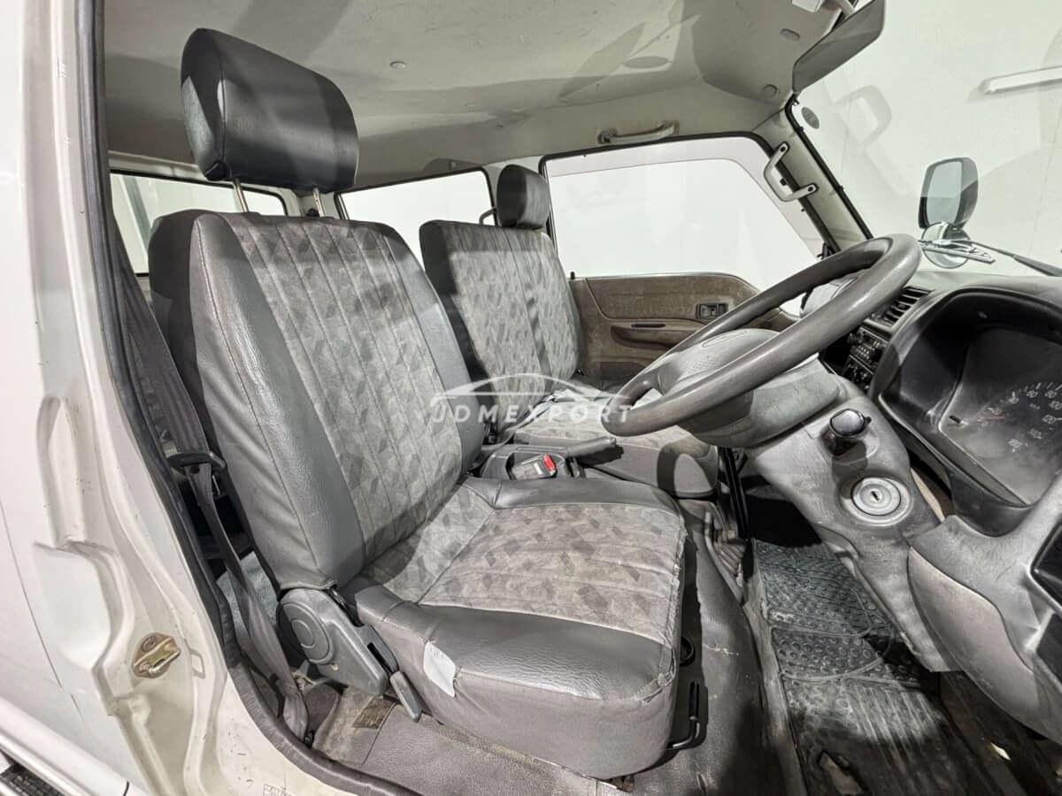 Mazda Bongo Truck 2000 thumbnail 11
