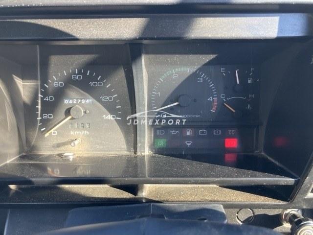 Isuzu Elf Truck 1989 thumbnail 11