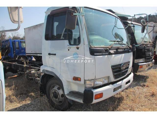 Nissan Diesel UD Condor 2002