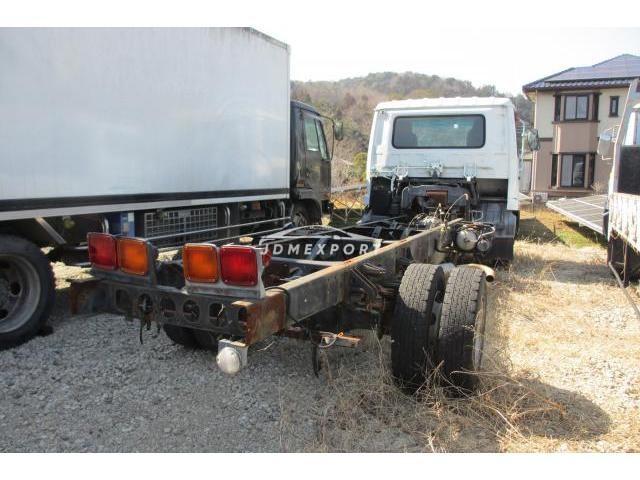 Nissan Diesel UD Condor 2002 thumbnail 3