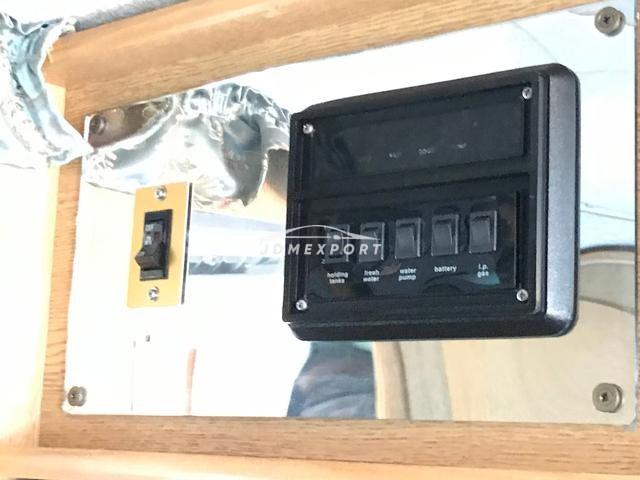 Mitsubishi Fuso Canter 2001 thumbnail 71