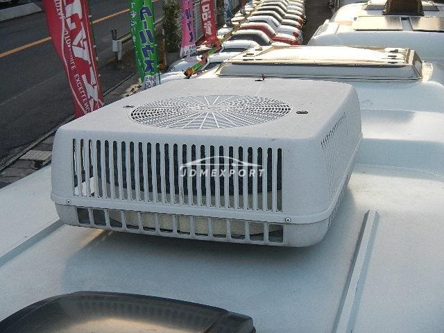 Mitsubishi Fuso Canter 2001 thumbnail 17