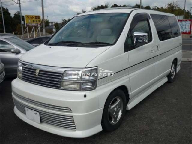 Nissan Elgrand 1999