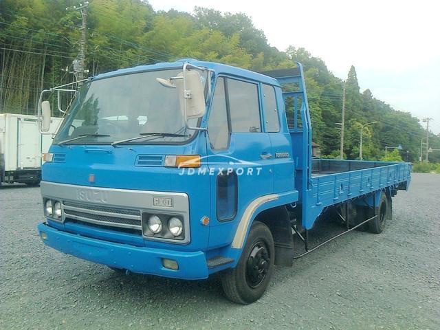 Isuzu Forward 1982