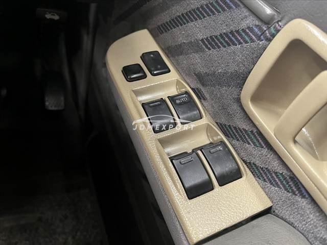 Toyota Land Cruiser Prado 1994 thumbnail 24