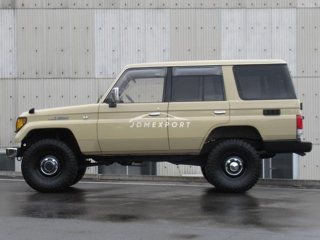 Toyota Land Cruiser Prado 1994 thumbnail 3