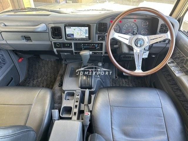 Toyota Land Cruiser Prado 1995 thumbnail 3