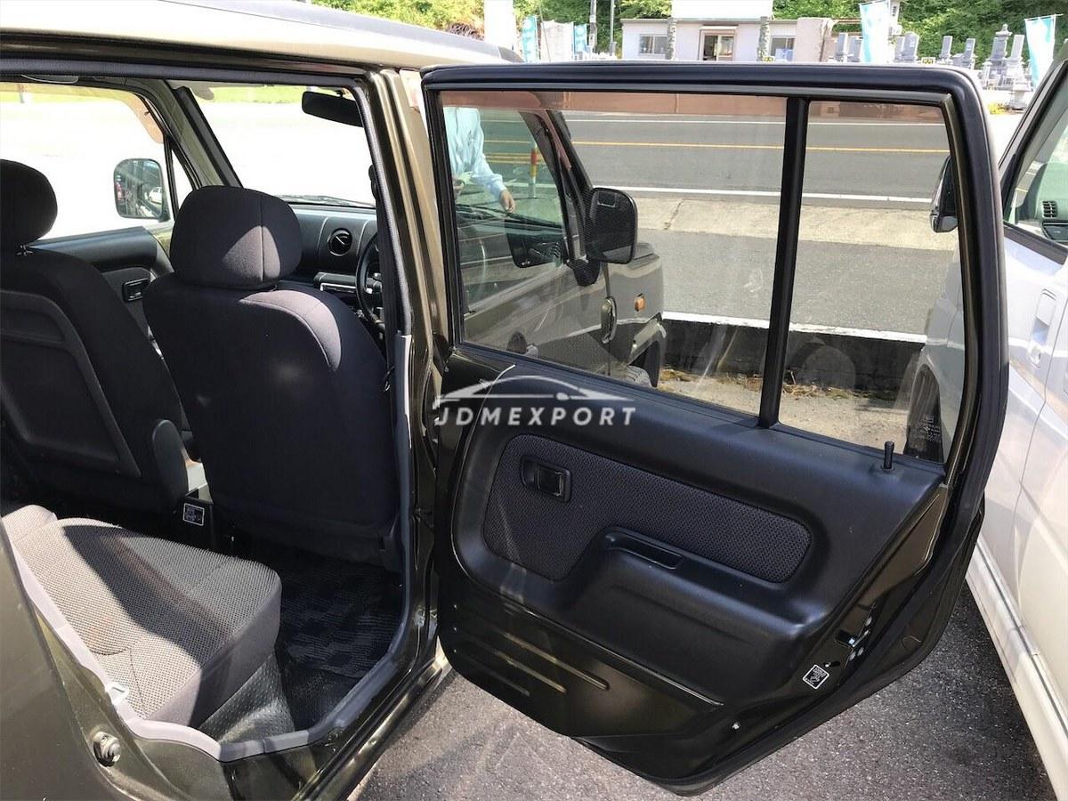 Daihatsu Naked 2000 thumbnail 18