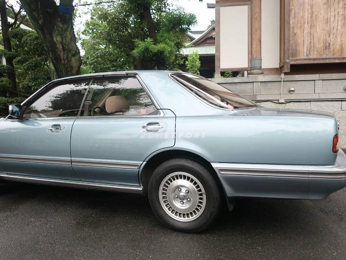 Nissan Gloria Cima 1990 thumbnail 9