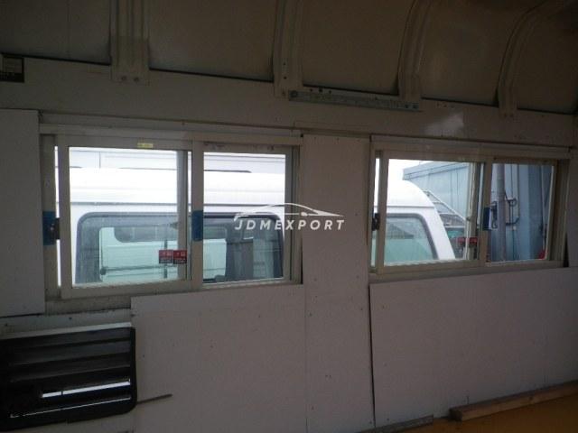 Isuzu Elf Ut 1999 thumbnail 8