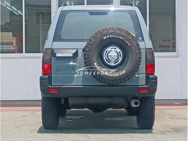 Toyota Land Cruiser Prado 2001 thumbnail 4