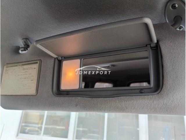 Toyota Land Cruiser Prado 2001 thumbnail 26