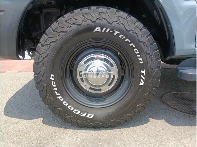 Toyota Land Cruiser Prado 2001 thumbnail 15