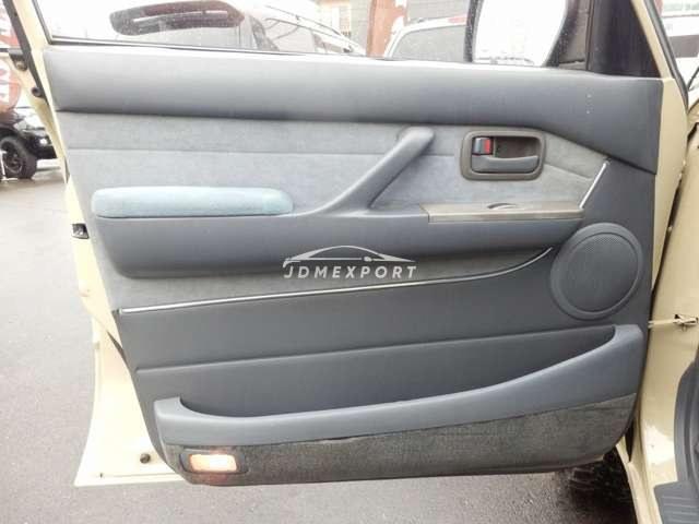 Toyota Land Cruiser 1997 thumbnail 43