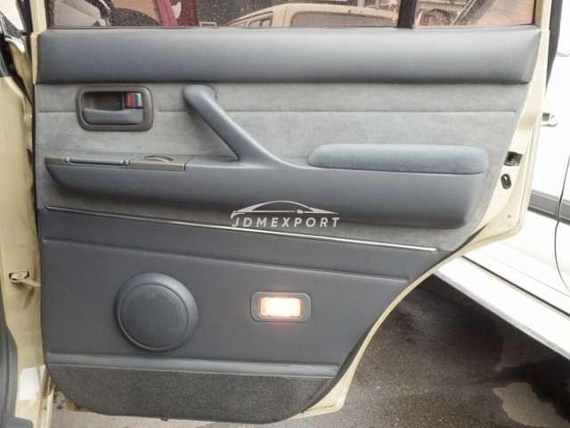 Toyota Land Cruiser 1997 thumbnail 44
