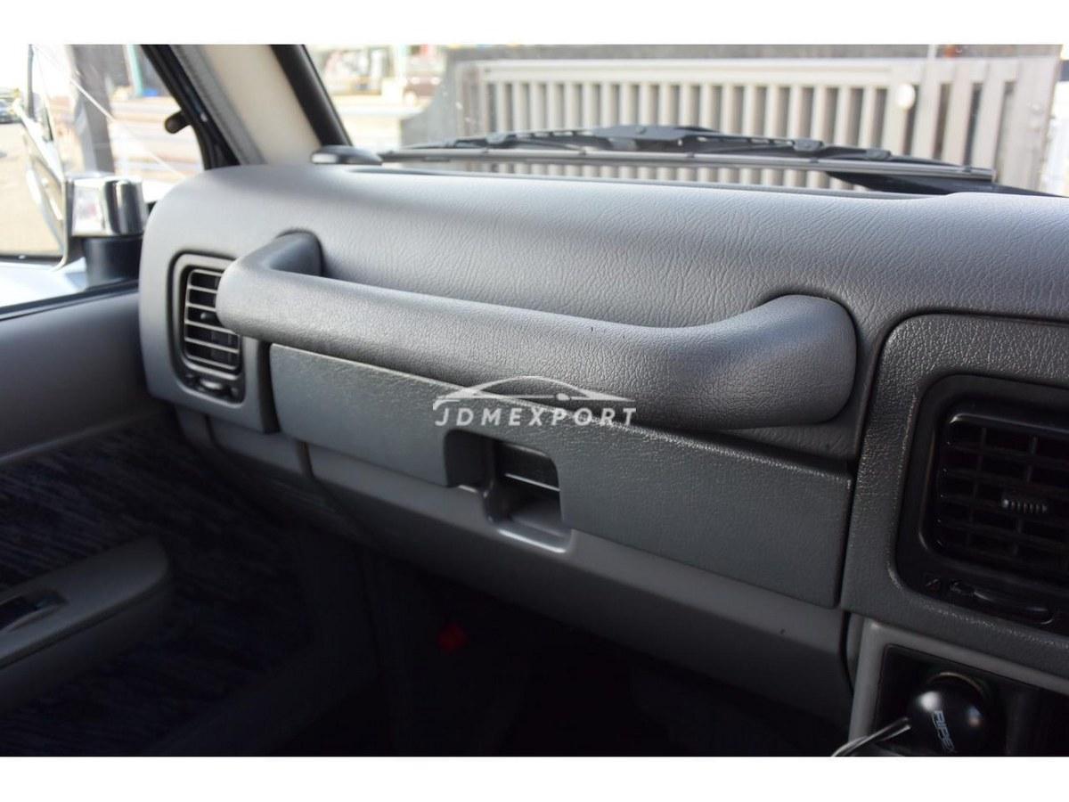 Toyota Land Cruiser Prado 1994 thumbnail 48