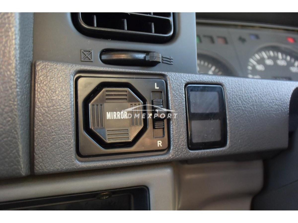 Toyota Land Cruiser Prado 1994 thumbnail 53