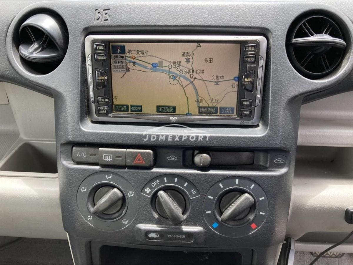 Toyota bB 2001 thumbnail 8