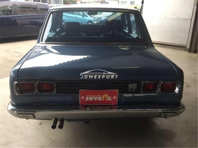 Nissan Skyline 1972 thumbnail 2