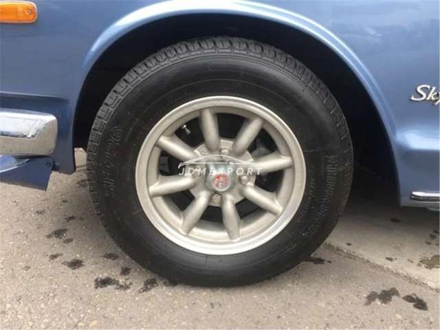 Nissan Skyline 1972 thumbnail 10