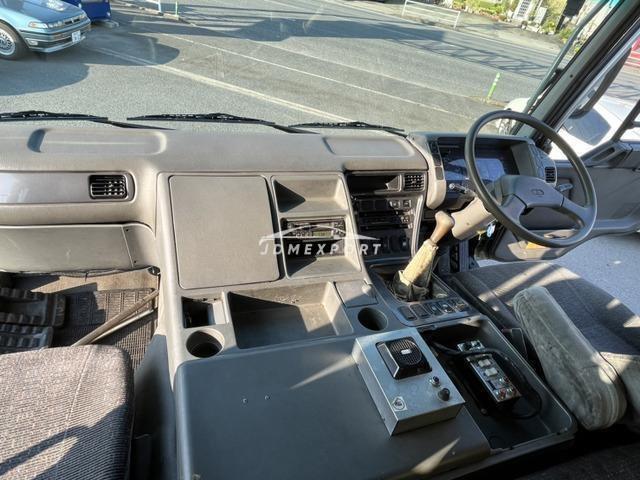 Mitsubishi Fuso The Great 1994 thumbnail 11