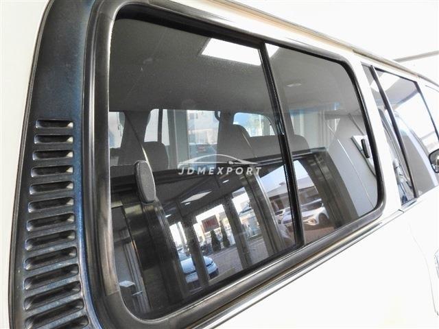 Toyota Land Cruiser Wagon 1997 thumbnail 9