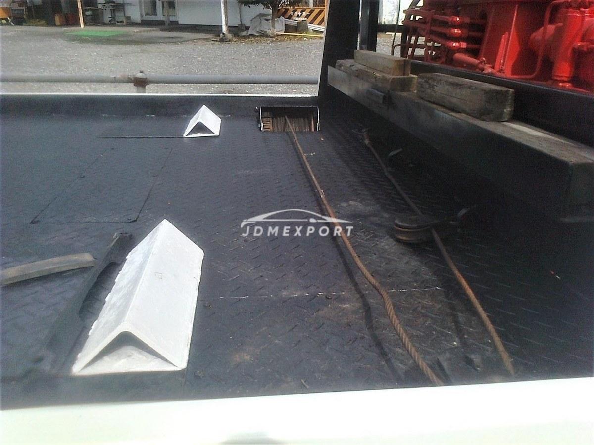 Mitsubishi Fuso Fighter 1992 thumbnail 7