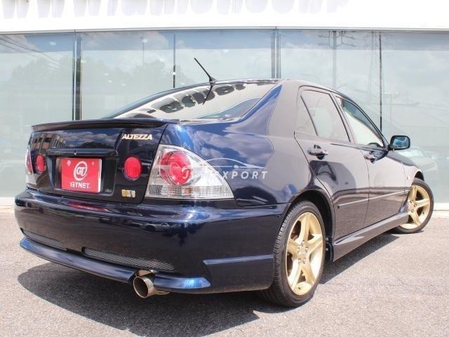 Toyota Altezza 2000 thumbnail 2